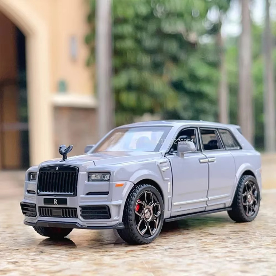RMZ city Rolls-Royce Cullinan M4, Miniatur Auto Modell, 1:36, Metall, mit Licht und Sound - Bild 1