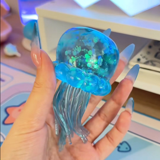 Bandai Quallen-Strand-Wasserspielzeug, Blindbox, Meerestiere, ab 3 Jahre - Bild 1