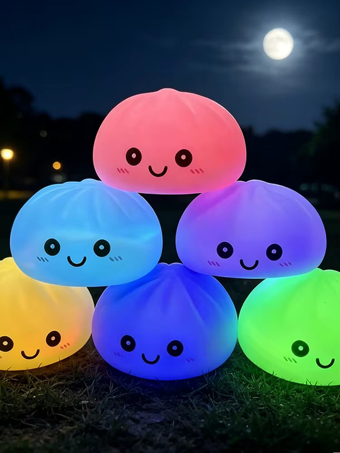 Bandai Kawaii Dumpling LED-Nachtlicht aus Silikon in Multicolour mit Farbwechsel und Touch-Funktion - Bild 6