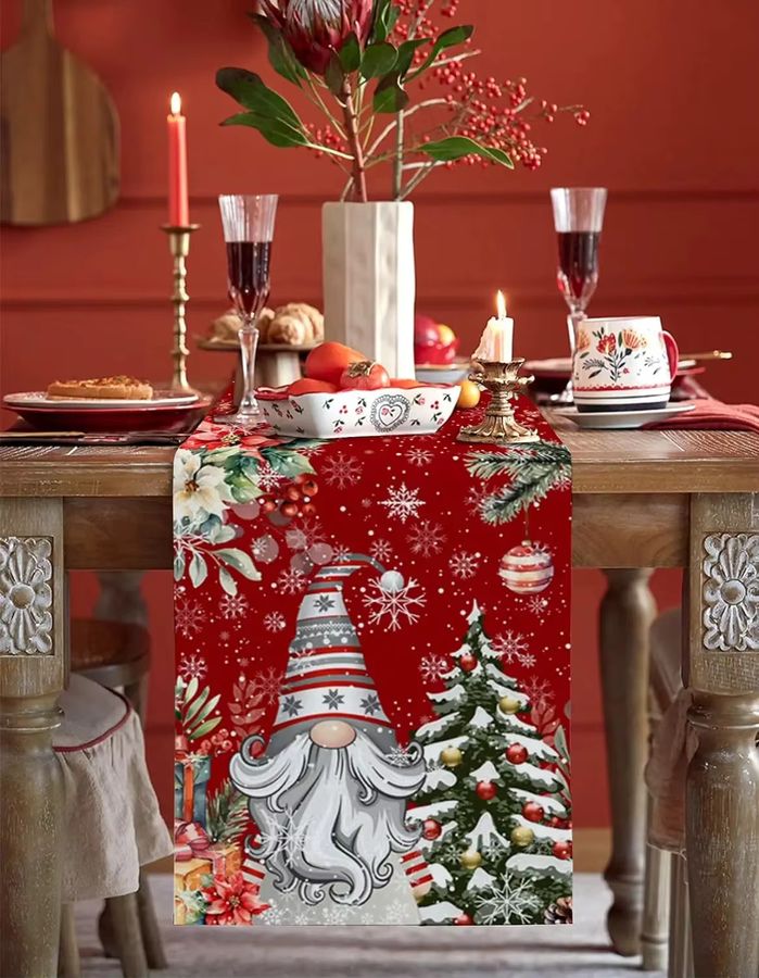 JIT Tischläufer mit Weihnachtszwerg und Schneeflocken in Rot für deine festliche Dekoration - Bild 2