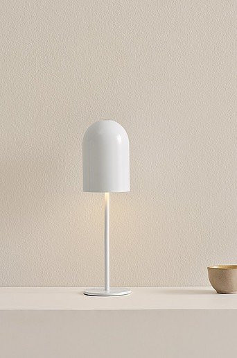 Jotex ARA Tischlampe LED tragbar in Weiß, dimmbar mit Touch-Funktion und Akku - Bild 1