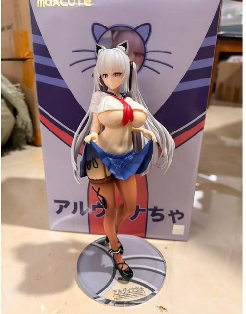 Fashnics Alvina Modell Figur PVC 1/7 Größe - Bild 1