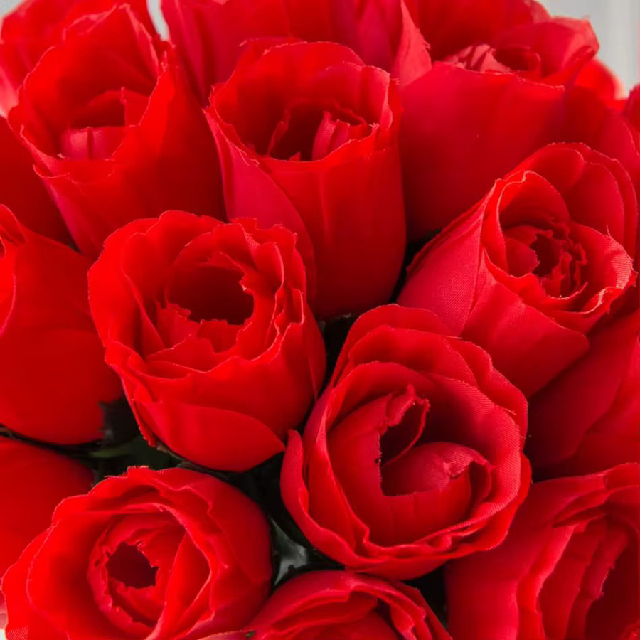 XIAOYINMO Künstliche rote Seidenrosen als Blumenstrauß für Tischdekoration, Hochzeit und Valentinstag - Bild 2