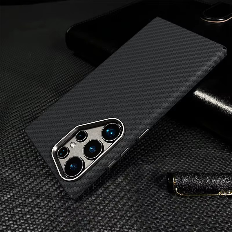 Ultra Slim Handyhülle mit Kohlefaser-Textur für Samsung Galaxy S26 S25 S24 S23 S22 Plus Ultra A56, Magnetisch und Stoßfest, Schwarz - Bild 1