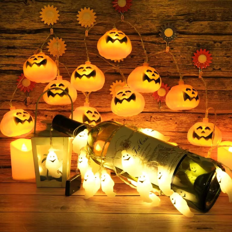 Halloween LED Lichterkette mit 10 Motiven wie Kürbis, Spinne, Fledermaus, Schädel und Geist für Indoor und Outdoor Dekoration, Länge: 1,5 m - Bild 4
