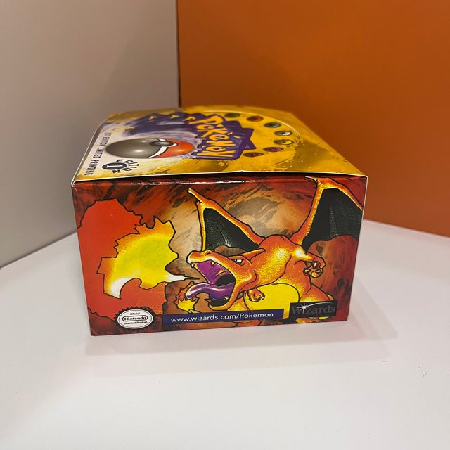 TAKARA TOMY Pokémon Vintage-Replika-Kartenbox, WOTC Basis-Set 1. Auflage Charizard Blastoise Venusaur, Leere Booster-Box - Bild 1