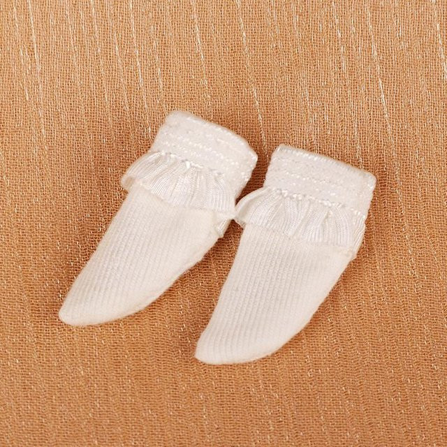 Yiran toy 1 Mini Niedliche Spitze Weiße Socken, Puppenzubehör, Weiß, ab 6 Jahren - Bild 1