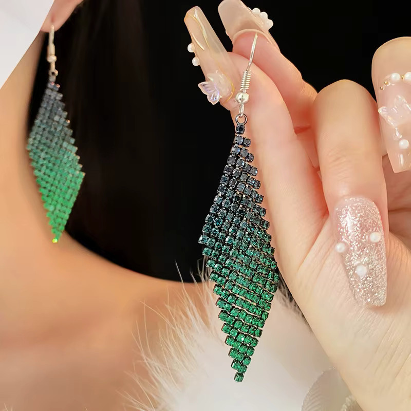 DREJEW Ohrringe, Strass, bunte Rhombus-Quasten - Bild 3