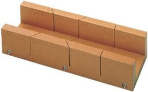 ECE Gehrungsschneidlade aus lackiertem Rotbuchenholz, Farbe: Braun, B/T/H: 30,0 x 6,2 x 3,7 cm - Bild 1