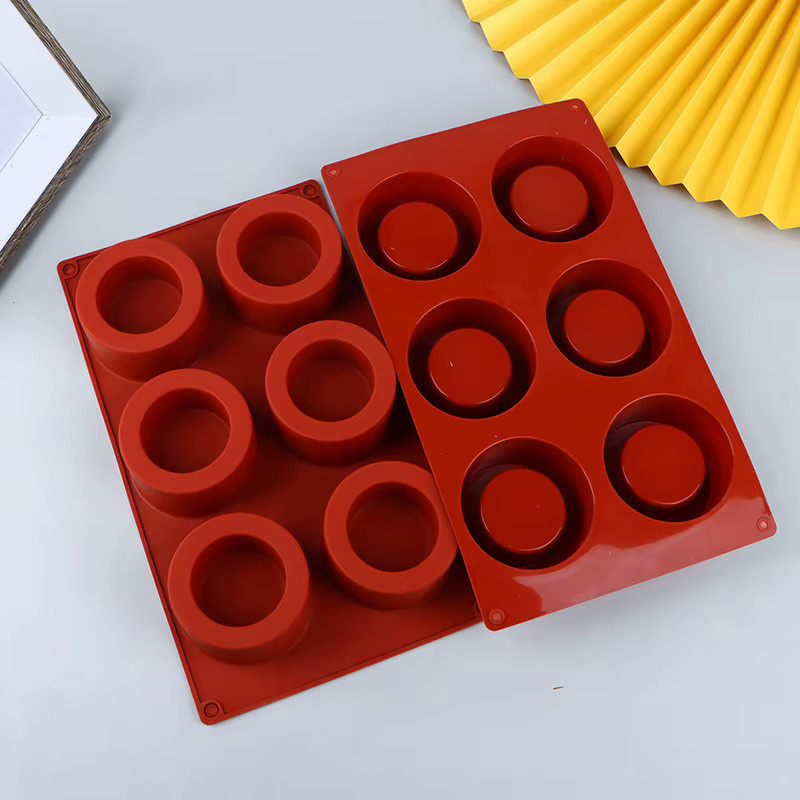Hoeaden Silikon Backform mit 6 runden Löchern für Mousse und Kuchen in Rot - Bild 2
