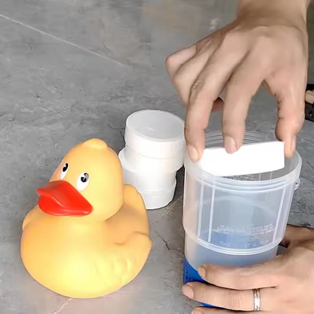 Chemischer Schwimmerspender als Applikator zur Desinfektion von Schwimmbad, Spa und Whirlpool für Chlor oder Brom Tabletten - Bild 1