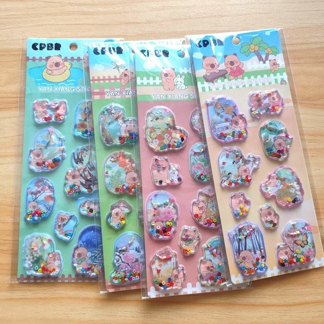 4er-Set 3D Wasserfüllbare Shaker-Aufkleber mit Capybara- und Bärenjungen-Motiven von Golden Memory Stickers Store, Mehrfarbig - Bild 1