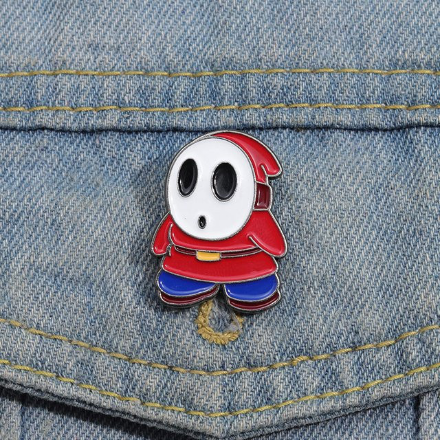 QTHOPE Brosche Shy Ghost Abzeichen, Cartoon Spiel Charakter Pin - Bild 1
