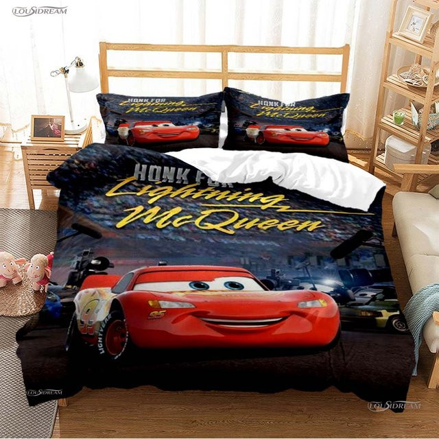 Pixar McQueen Auto Bettwäsche-Set mit Bettbezug und Kissenbezügen in Rot von Creative homewares, B/H: 180 x 210 cm - Bild 1