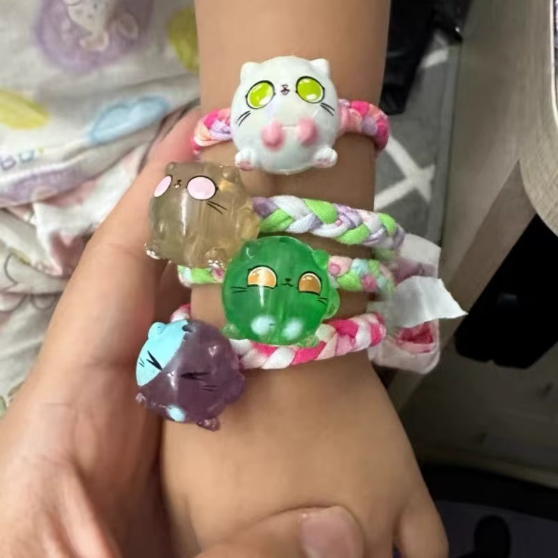 Bandai Cartoon Kätzchen Catfe Meowble Garn Ball, Blind Box Spielzeug, ab 3 Jahre - Bild 5