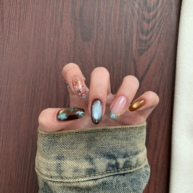 Nagelaufkleber Retro Blaue Blume, Weiß, Glänzend, Damen - Bild 1