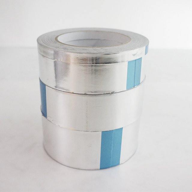 BGA Aluminiumfolie-Klebeband in Silber, Wärmereflektierendes Hochtemperatur-Klebeband zur Isolierung, Breite: 30 mm, Länge: 40 m - Bild 1
