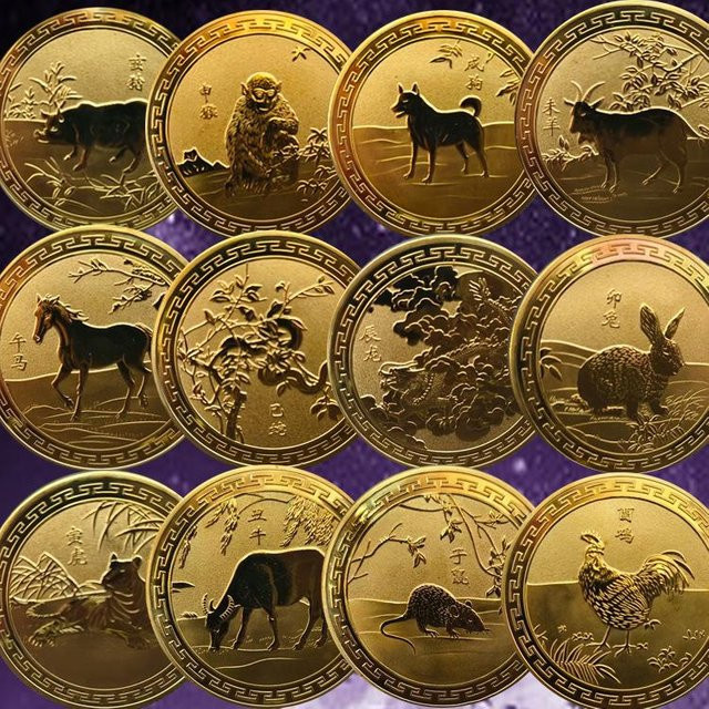 Sweet Story 12er Set Sternzeichen-Gedenkmedaillen in Gold, runde Metallmünzen als Geburtstagsgeschenk - Bild 1