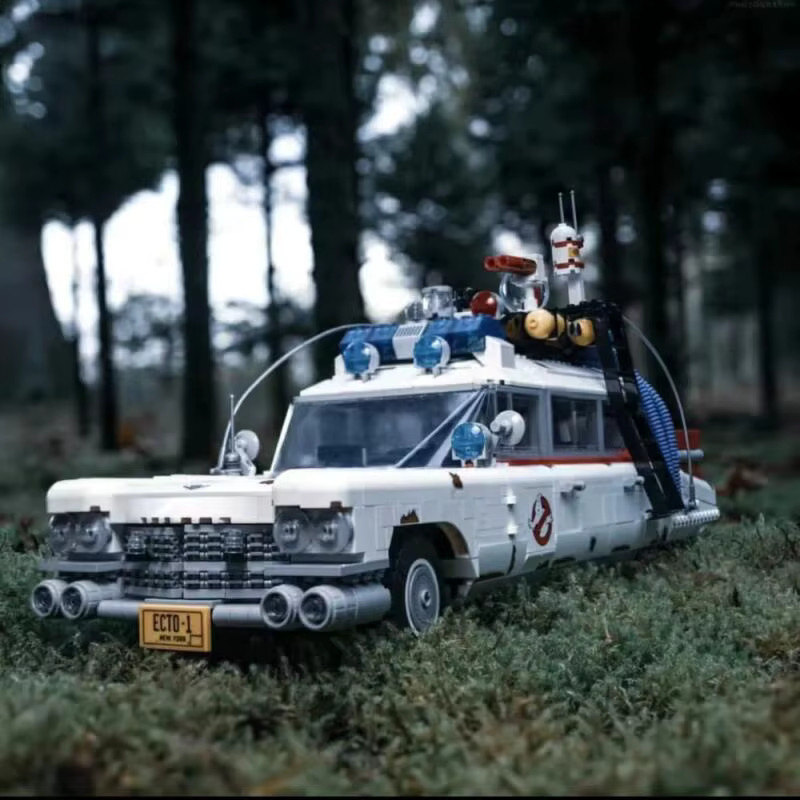Hot Toys Ghostbusters Ecto-1, Bausteine Auto-Modell, 2352 Teile, ab 14 Jahre - Bild 2