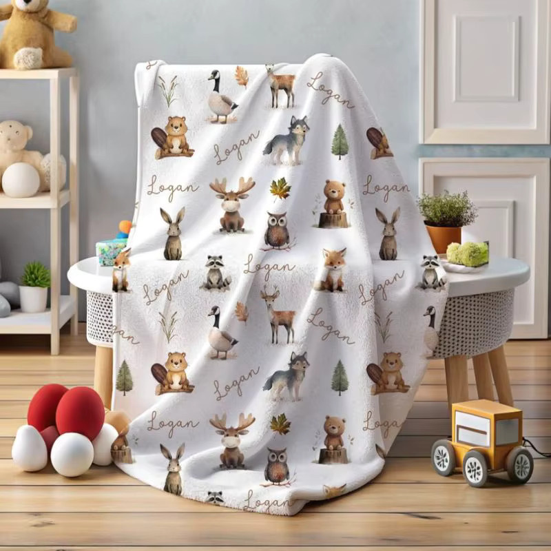 VIKAMA Flanelldecke mit Waldtieren in Weiß, weich und flauschig für Kinder, B/B/H: 90 x 60 x 1 cm - Bild 2