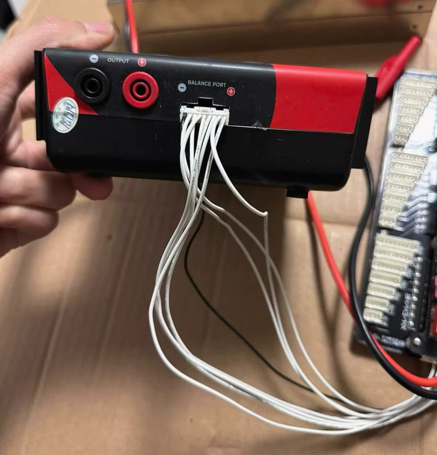 Cellpro PowerLab 6 PL6 Hochleistungs-Balancer-Ladegerät für LiPo, Li-Ion und LiFe Akkus von RC Modellen und UAVs - Bild 3