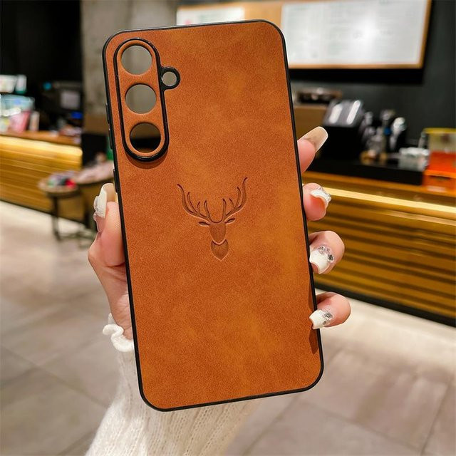 Samsung Handyhülle aus geprägtem PU-Leder mit Hirsch-Motiv in Braun für Galaxy S25 S24 S23 S22 S21 FE Ultra Plus A56 A36 A26 A16 A55 A54 A53 A52S Cover - Bild 1