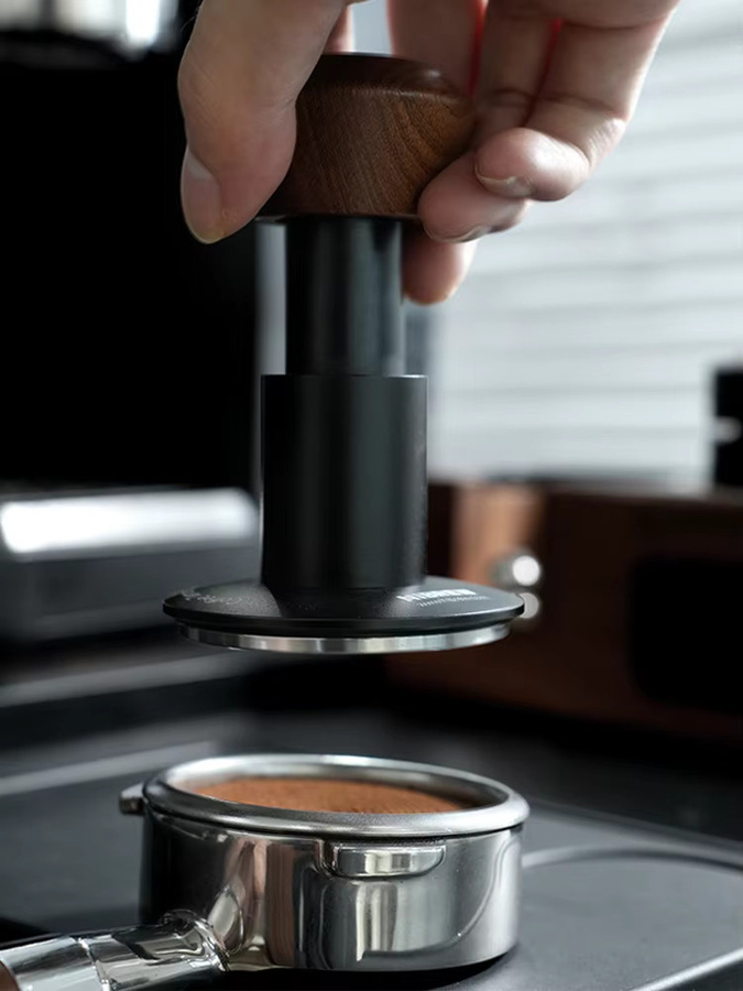 HiBREW Espresso Tamper mit Wellenbasis und Federdruck, 58 mm, Barista-Werkzeug für G5 H10A H7A H13 - Bild 2