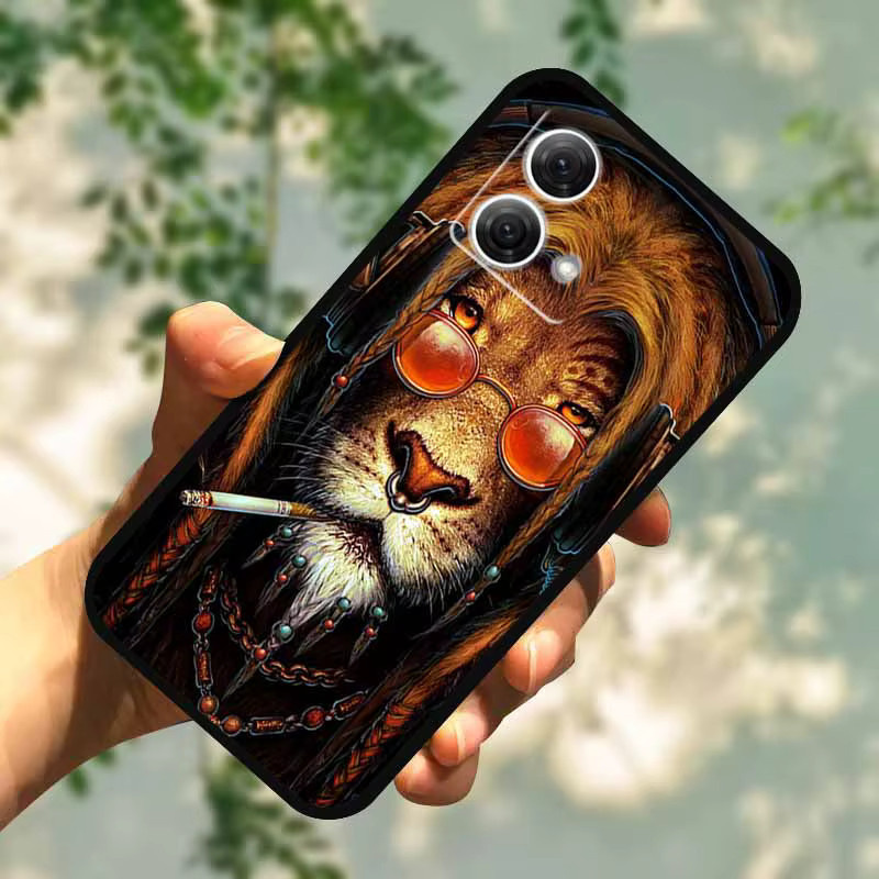 Schutzhülle aus weichem Silikon für Motorola Moto G84 5G und Moto G54 5G mit Wolf Löwen Katze Design in Schwarz - Bild 2
