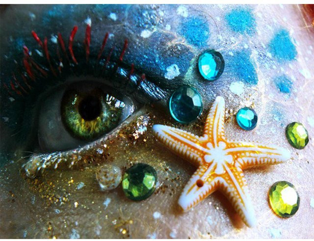 FIYO Diamant-Stickerei Landschaft mit Seestern und Auge in Blau, B/H: 30 x 20 cm - Bild 1