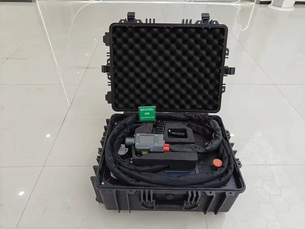 Maxcool 500W Puls-Kofferfaserlaser-Reiniger in Schwarz für Autoreparatur und Schiffsreinigung - Bild 3