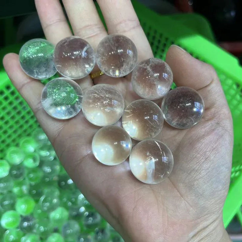 5 Stück transparente Quarzkugeln von sisterstone als polierte Kristallkugeln zur Dekoration und für Reiki - Bild 1