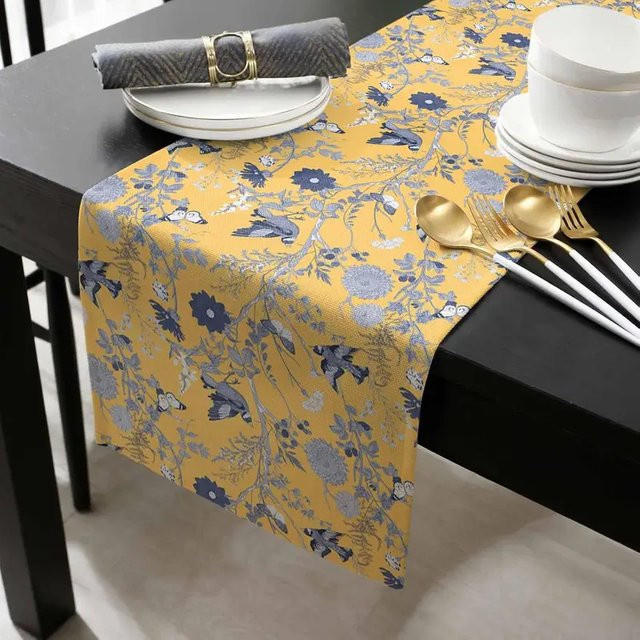 VIKAMA Tischläufer aus Leinen in Gelb mit Vintage-Vanille-Muster, Rustikaler Farmhaus-Stil für dein Zuhause, Länge: 150 cm - Bild 1