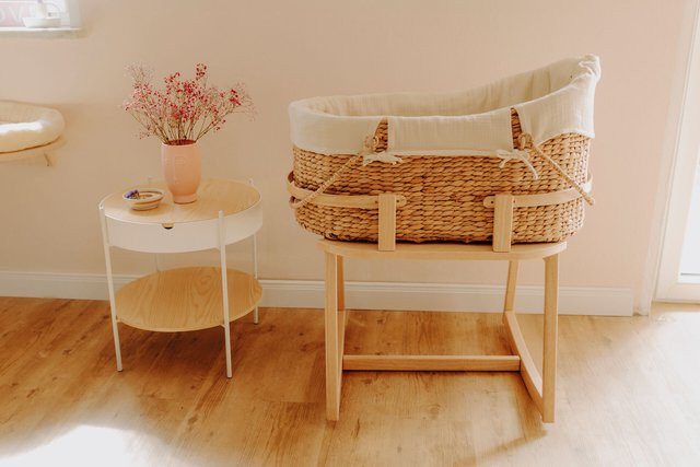 Geuther Moses Set aus Wasserhyazinthe und Gummibaumholz in Beige und Braun - Bild 1