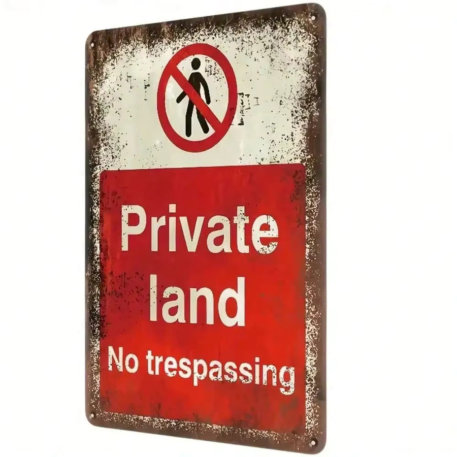 Private Land Brand Vintage No Trespassing Metall-Wandschild im Distressed-Look mit roter Schrift - Bild 2