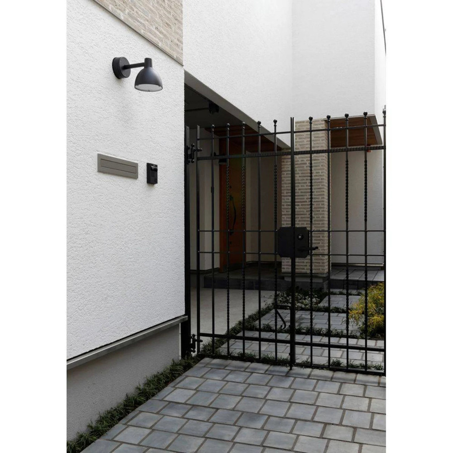 Louis Poulsen Toldbod 155 Außenwandleuchte Schwarz aus Aluminium - Bild 1