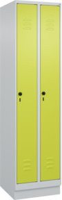 C+P Spind Classic PLUS Garderobenschrank mit Sockel, 2 Abteile, Stahl, Grau/Grün, H x B x T: 195 x 50 x 50 cm - Bild 1