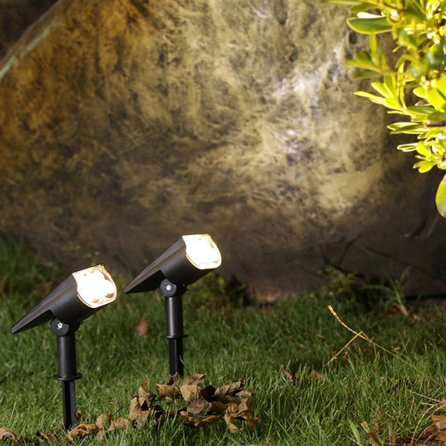 SHENZHITECH Solar LED Außenstrahler mit Farbwechsel, Wasserdichtes Solar-Landschaftslicht für Garten und Terrasse, Schwarz, RGB Multicolour - Bild 1