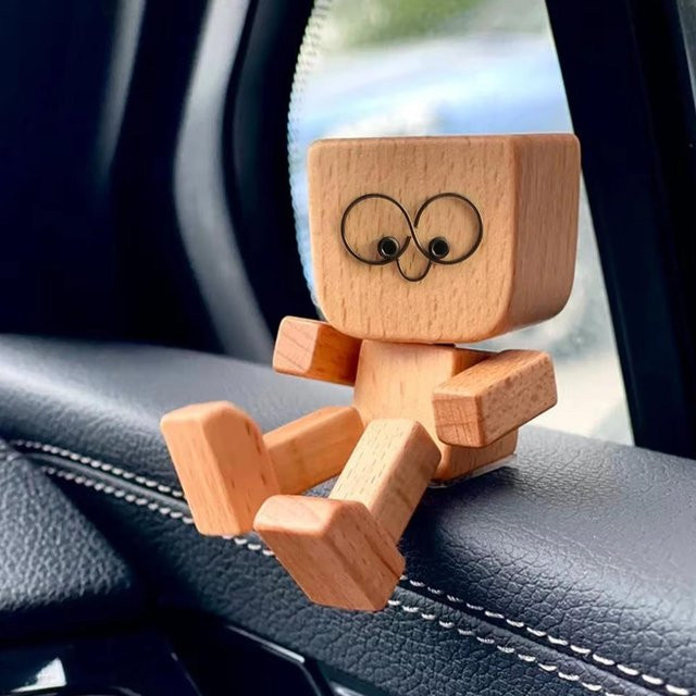 BoFaCarry Handgefertigte Auto-Schüttel-Mann-Figur aus Holz in Braun mit 12 magnetischen Gesichtsausdrücken - Bild 1