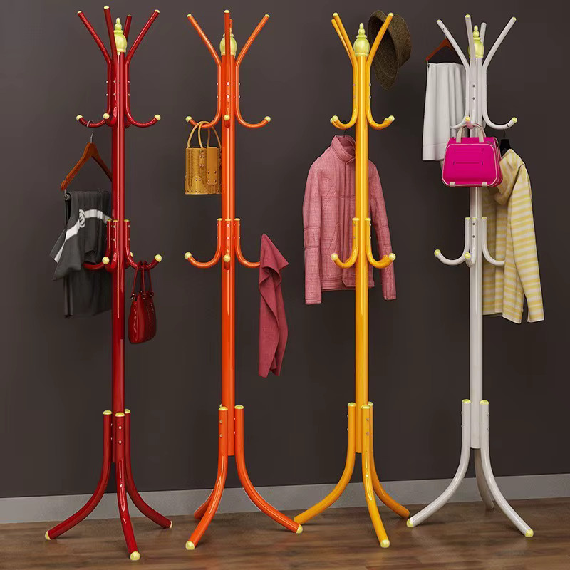 Dreieckige Bodengarderobe aus Schmiedeeisen von LIUSHADUOLA in Schwarz mit Kleiderbügeln und mehrschichtigem Lagerregal, Höhe: 160,0 cm, Breite: 45,0 cm - Bild 2