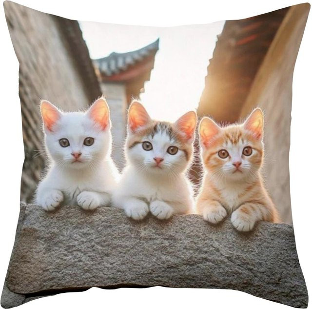 Dekoratives Katzenkissen mit Naturszenen von Shunika Chen, Kissenbezug aus Polyester im Peach-Skin-Design, B/H: 18 x 18 cm - Bild 1