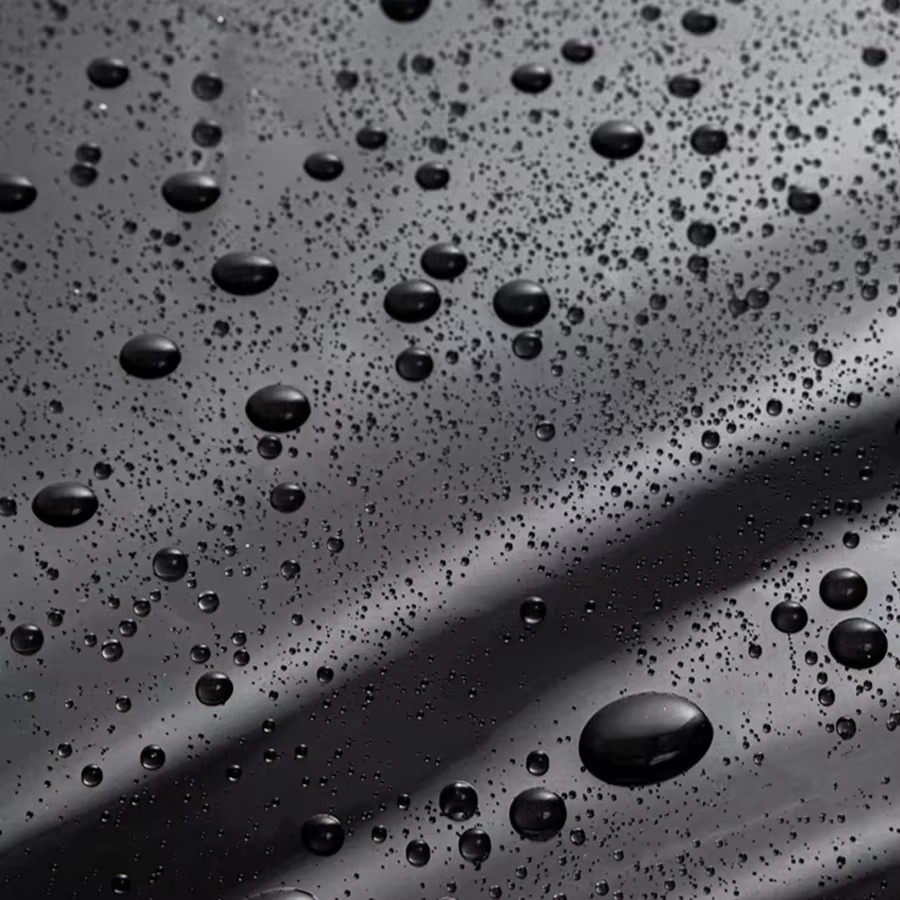 Wasserdichte und sonnenbeständige Schutzhülle aus Polyester für Gartenmöbel in Schwarz - Bild 2