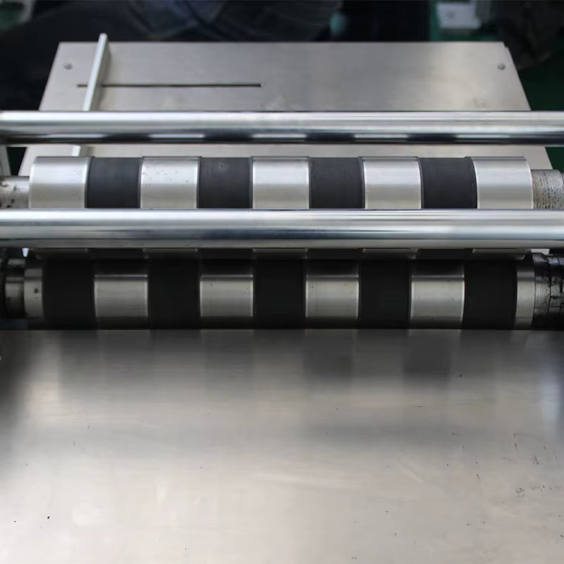 Halbautomatische Batterie-Stanzelektrode-Schneidemaschine für Papier und Metall mit Schneidklinge für Profis - Bild 3