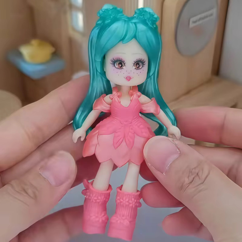 Bandai Royale High Girl Heart Magic Mysterious Friend Series, Mini-Puppe, Modische Figur - Bild 4