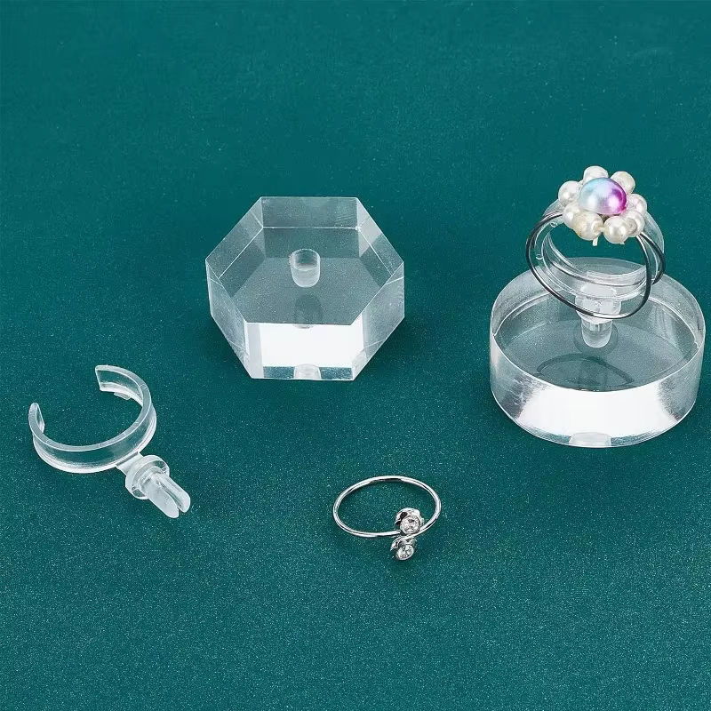 2er Set Ringhalter aus Acryl in Transparent für die Präsentation von Ringen und Schmuck - Bild 2