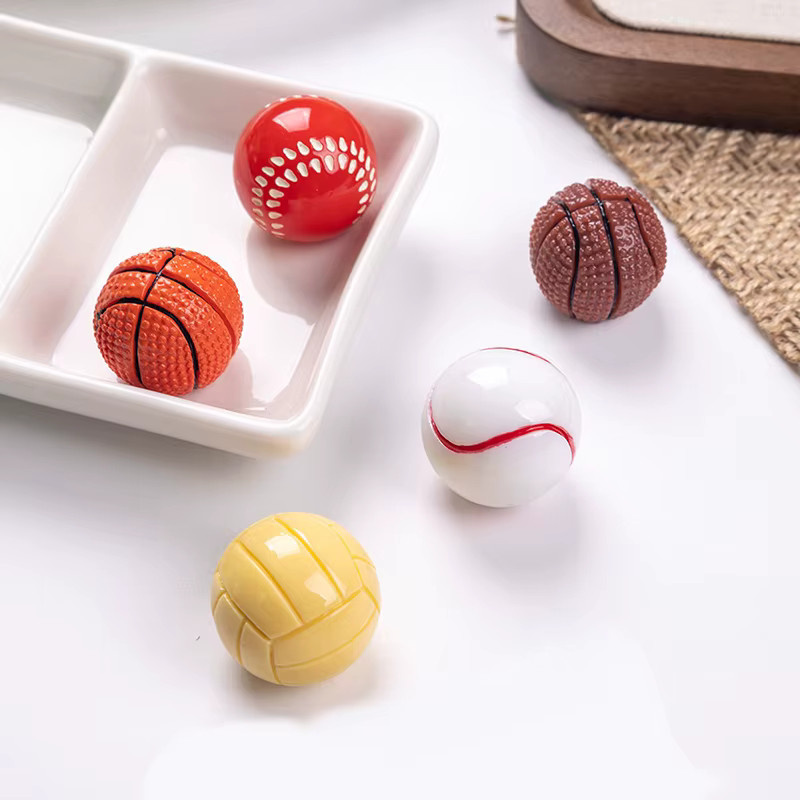 Mognot Magnetische Kühlschrank Magneten in Sportball-Optik mit Klebe-Funktion, Mehrfarbig - Bild 2