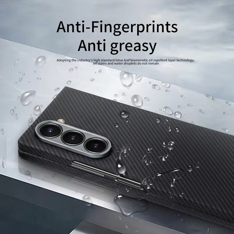 Samsung Aramid-Kevlar-Carbonfaser Handyhülle für Galaxy Z Fold 7, 6, 5 in Schwarz mit magnetischer kabelloser Ladefunktion - Bild 4