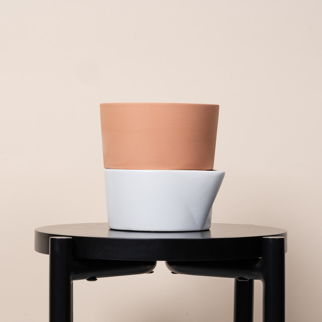 Bewässerungsübertopf BLUME2000 aus Keramik in Weiß und Terrakotta, Tischmodell, konisch, Höhe: 12,5 cm, Breite: 14,0 cm, Tiefe: 14,0 cm - Bild 1