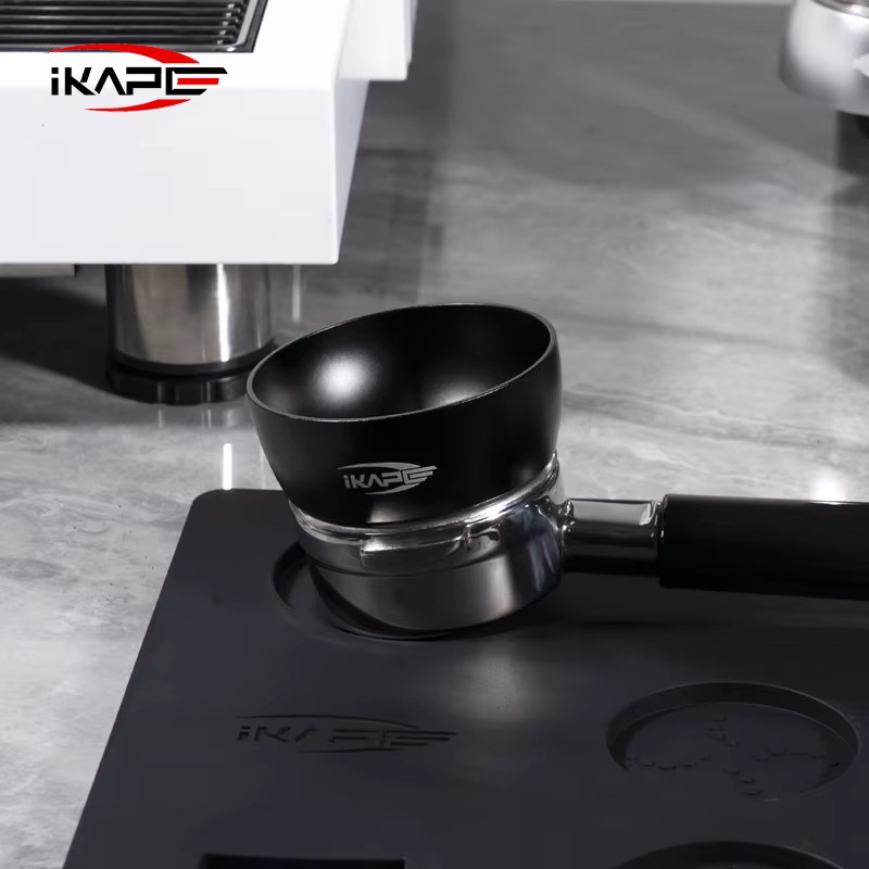 IKAPE Espresso Magnetischer Dosiertrichter für Universal-Siebträger in den Größen 51mm, 54mm und 58mm aus Edelstahl in Weiß, Schwarz oder Silber - Bild 3