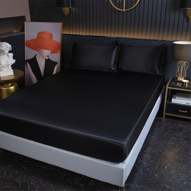 HomeHarmony Spannbettlaken aus Eisseide in Schwarz, kühlendes und hautfreundliches Matratzenschoner für den Sommer, B/T: 180 x 200 cm - Bild 1