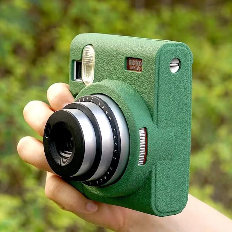 Silikonhülle für Fujifilm Instax MINI 90 Kamera als Schutzabdeckung in Schwarz, Grün, Weiß und Orange - Bild 2
